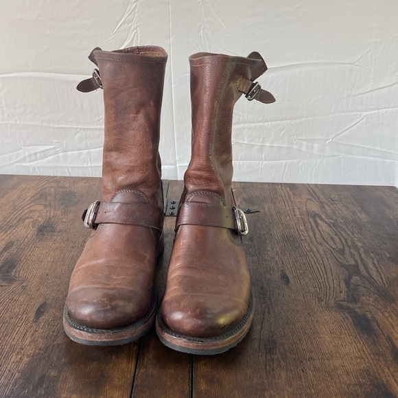 FRYE  VERONICA SHORT - Picture 2 of 6